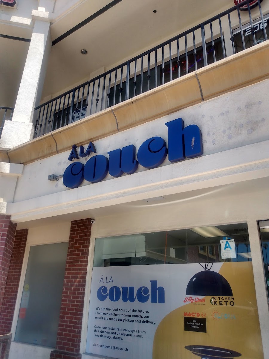 Á La Couch