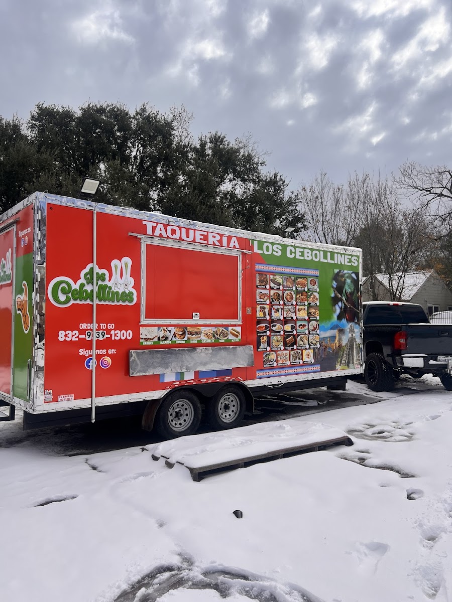 Taquería Los Cebollines