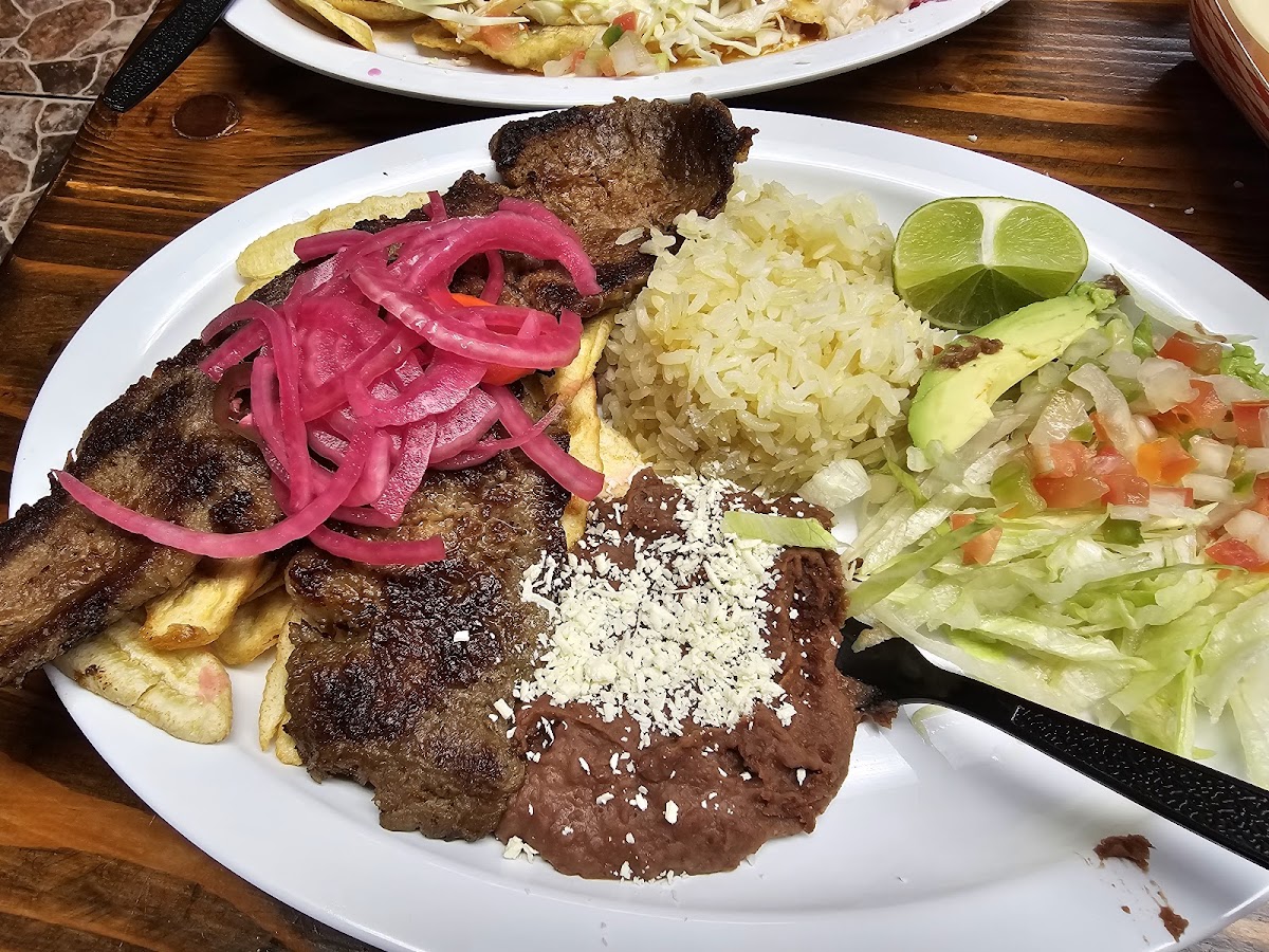 Tienda Y Restaurante La Bendicion